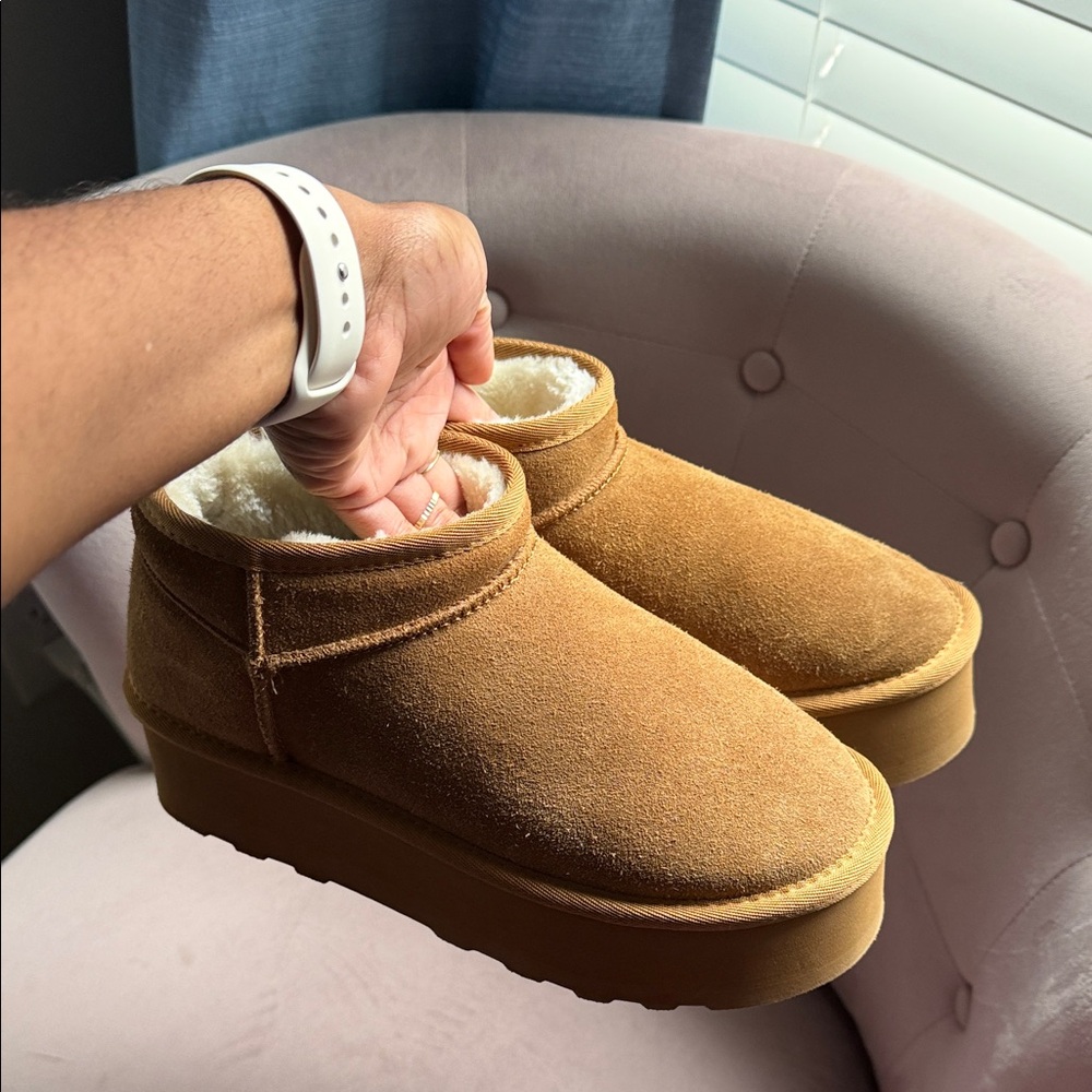 Cushionaire Cozy Platform Ankle Boot